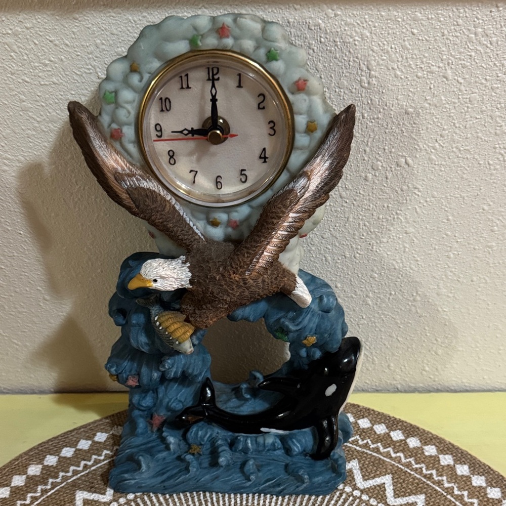 Majestic Resin Eagle and Whale Desk or shelf Clock